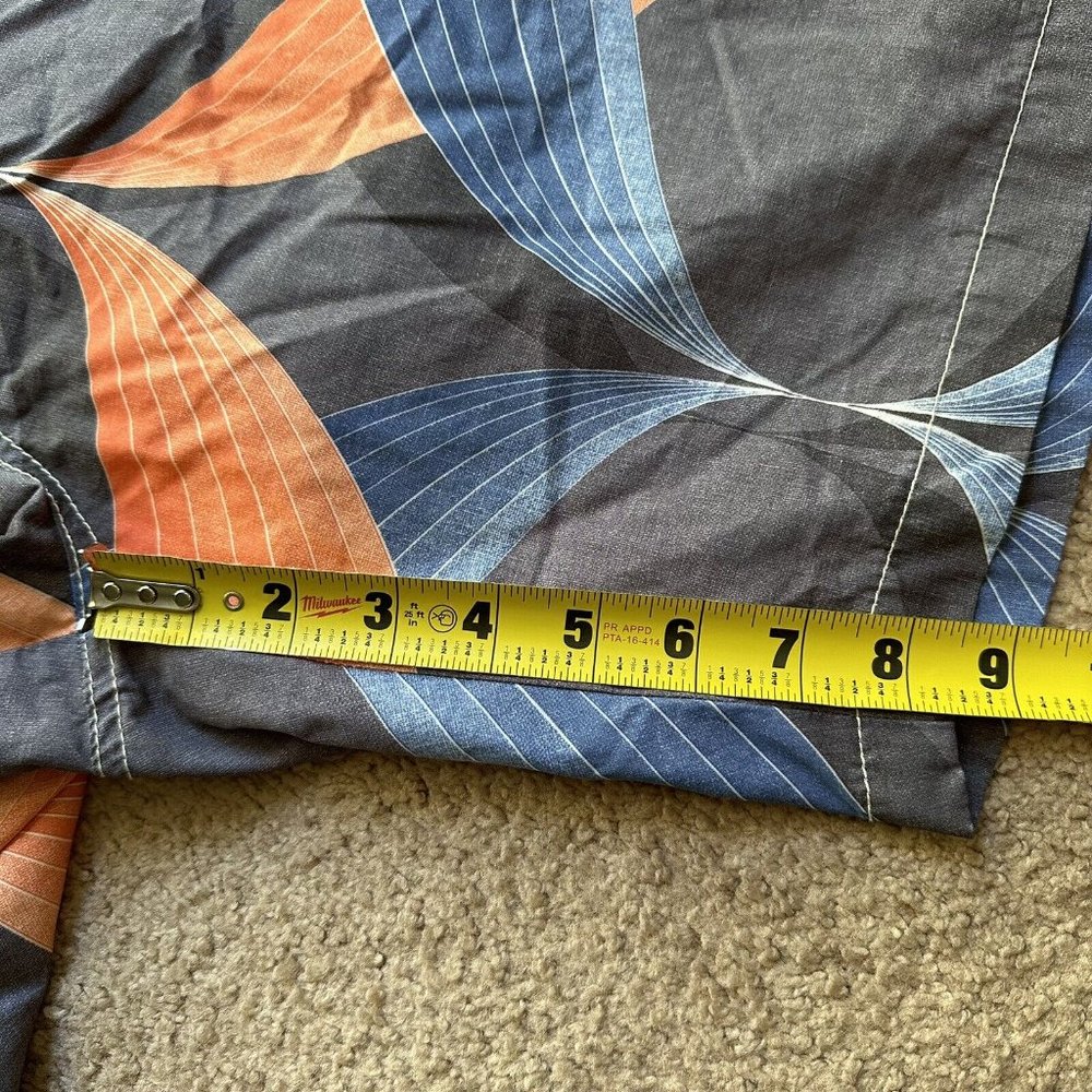 Tommy Bahama Swim Trunks Men's Large 34x8.5 Mesh Lined Board Shorts Drawstring - Picture 8 of 11